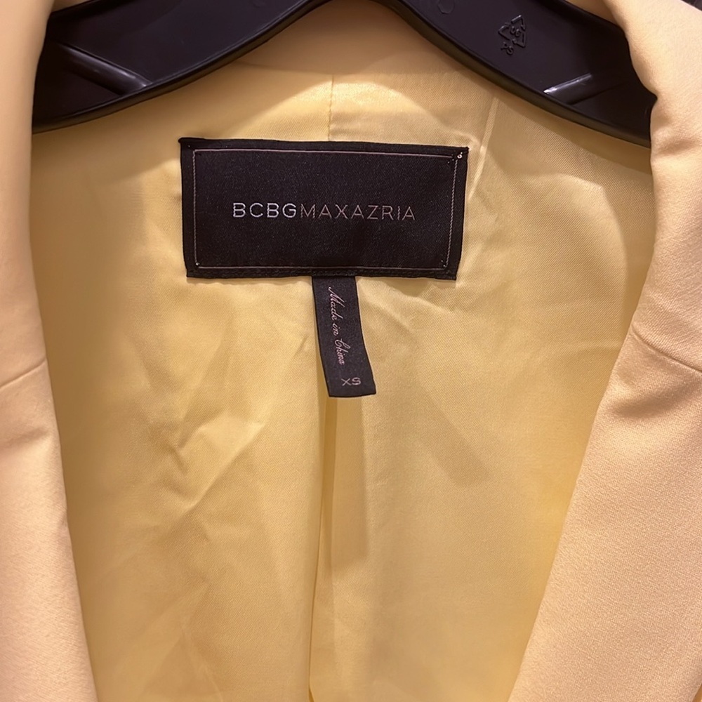 Lemon 🍋 blazer BCBGmaxazria - Picture 2 of 6